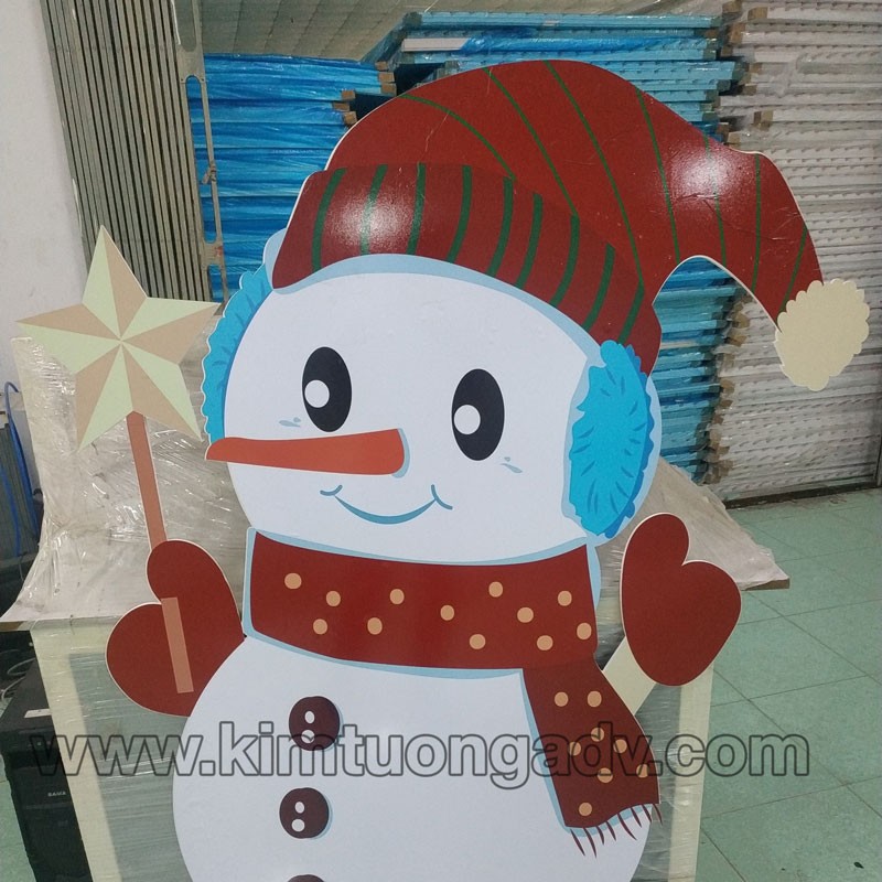 Cắt Bế Hình Ảnh Cán Trên Tấm Format Bằng Máy CNC