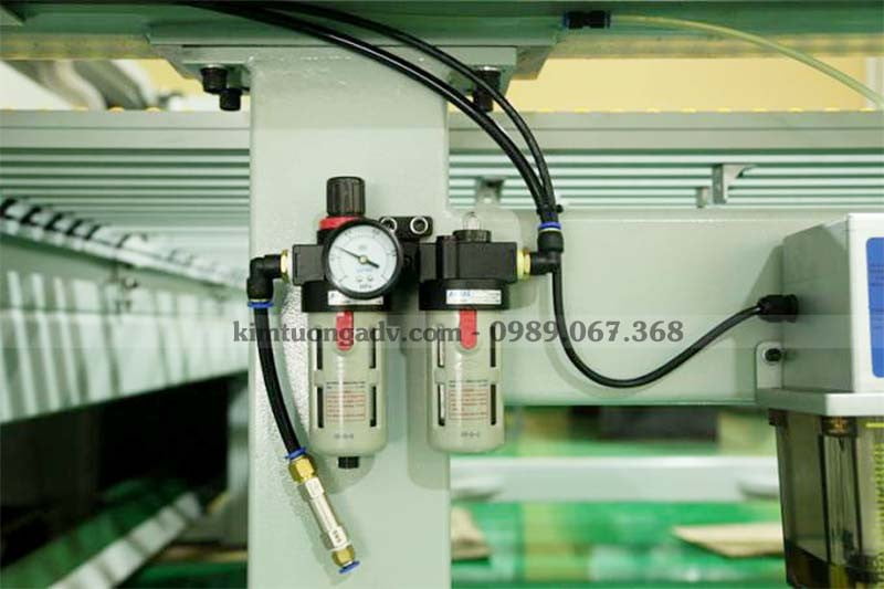 Máy cưa cắt acrylic gỗ tự động độ chính xác cao Sandex SD-2600X 1