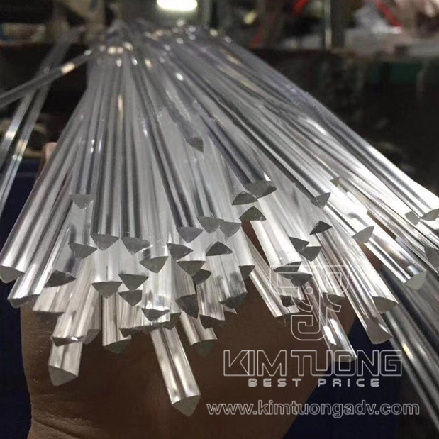 thanh-nep-mica-tam-giac-5mm-kimtuongadv