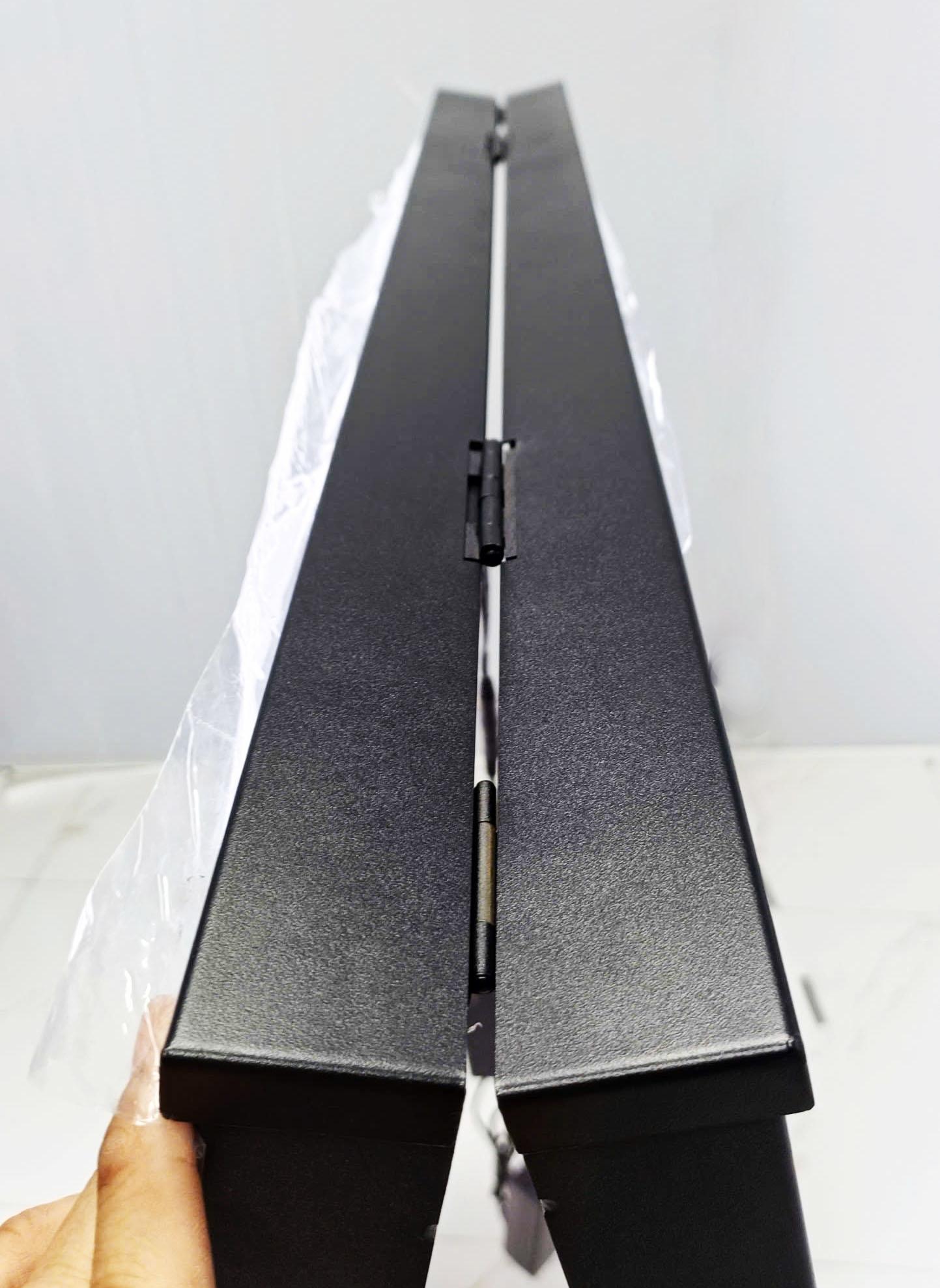 khung-chan-chu-A-bang-den-Led-tranh-rut-sieu-mong-2-mat-4