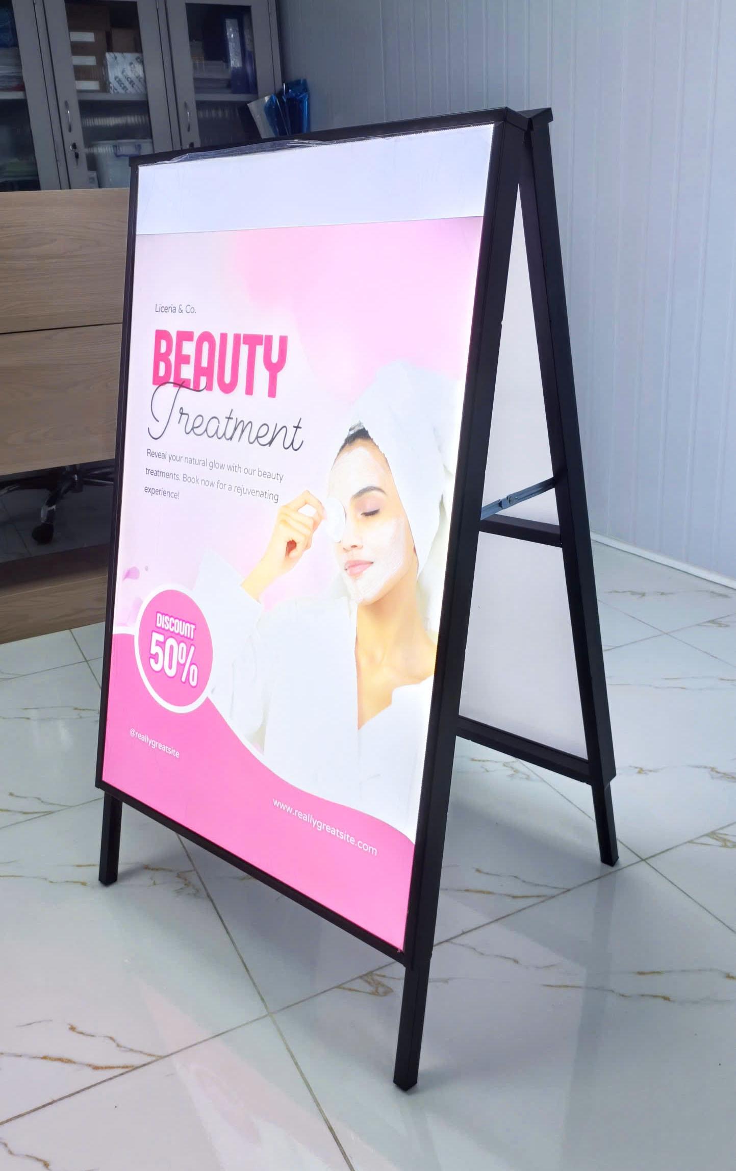 khung-chan-chu-A-bang-den-Led-tranh-rut-sieu-mong-2-mat-2